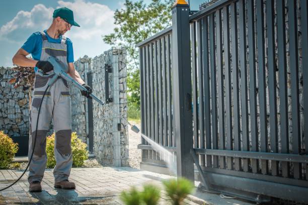 Best Fence Cleaning  in Silverton, OR