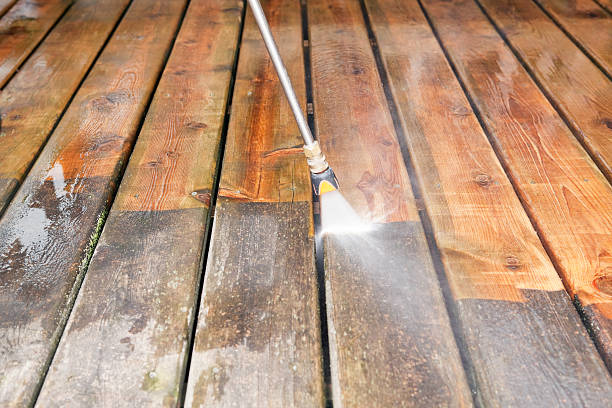 Best Pool Deck Cleaning  in Silverton, OR